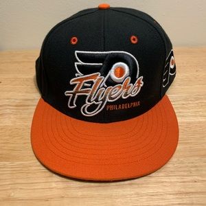 Philadeplia Flyers hat